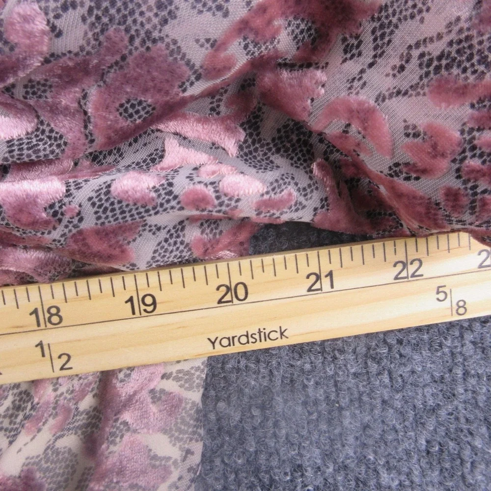 Jessica Simpson Blouse Womens Small Pink Antique Flower Trisha‎ Velvet NWT - Picture 8 of 9